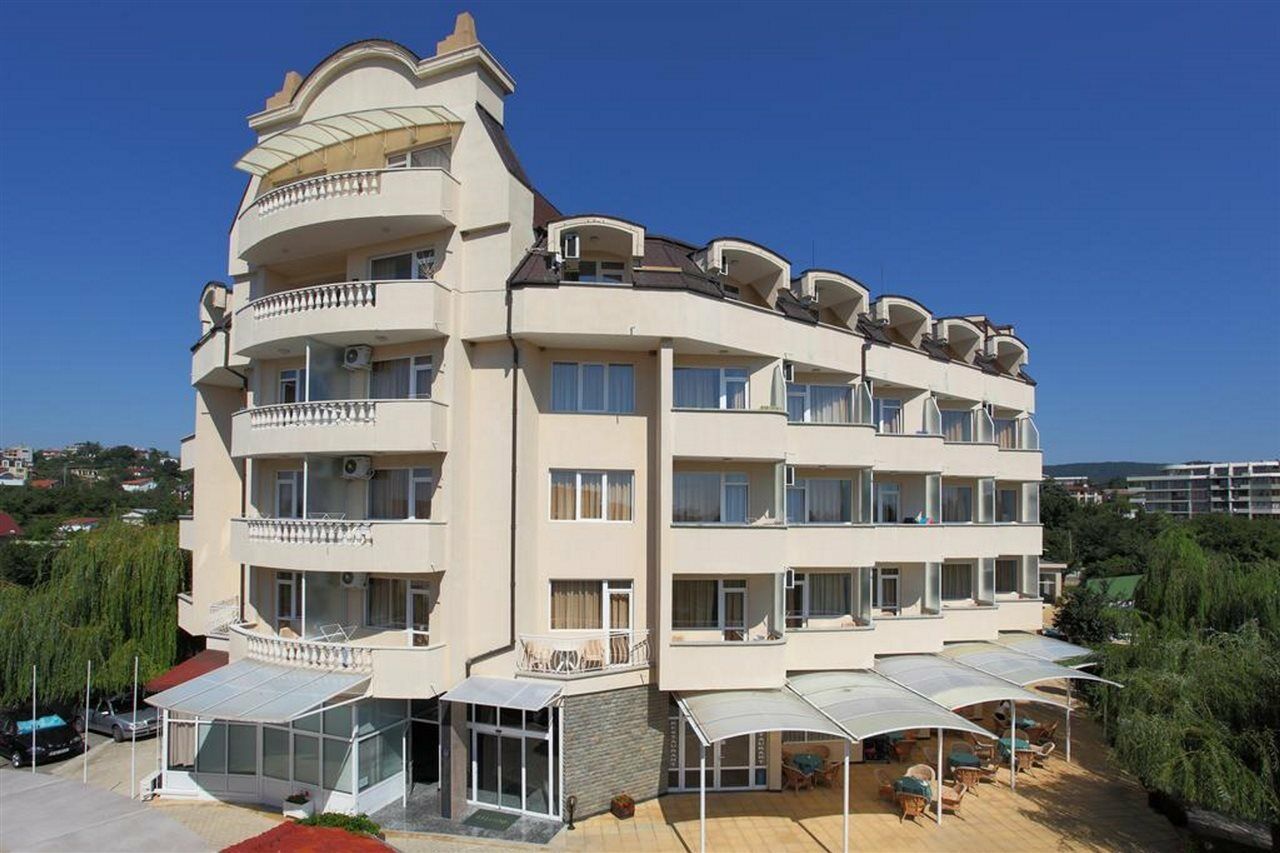 Aurora Hotel Saints Constantine and Helena